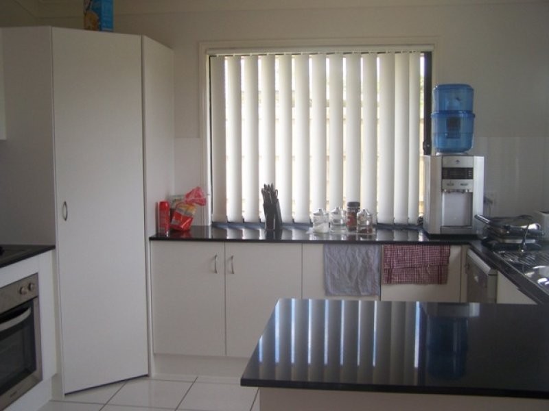 18 Lorikeet Way, Crestmead QLD 4132