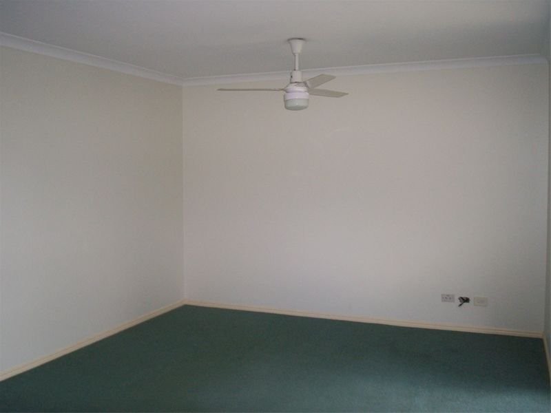 16 CHERRY TREE PLACE, Waterford West QLD 4133