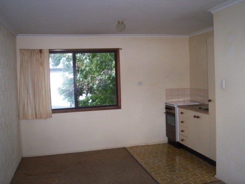32/41 Defiance Road, Logan Central QLD 4114