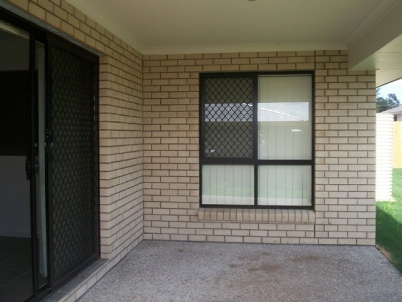 12 Rasmussen Ave, Marsden QLD 4132