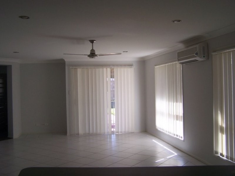 , 31 Woodlands Boulevard, Waterford QLD 4133