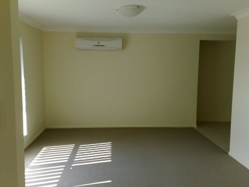 27 Lifestyle Close, Waterford West QLD 4133