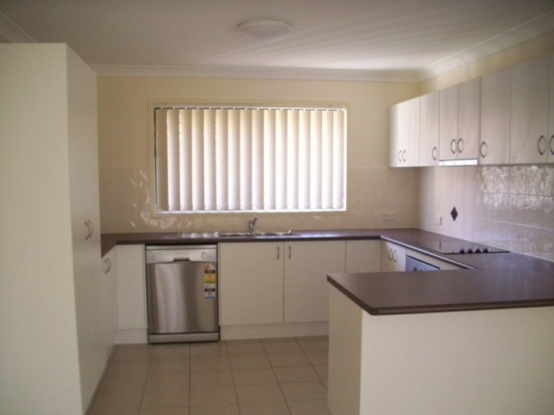 5 Kite Crescent, Eagleby QLD 4207