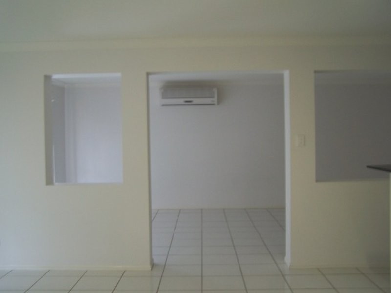 92 Second Avenue, Marsden QLD 4132