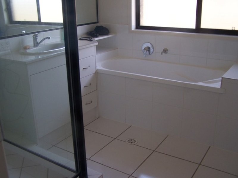 92 Second Avenue, Marsden QLD 4132