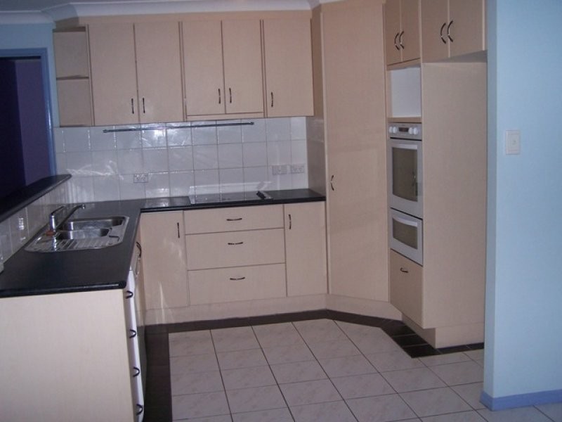 74 Burow Road, Waterford West QLD 4133