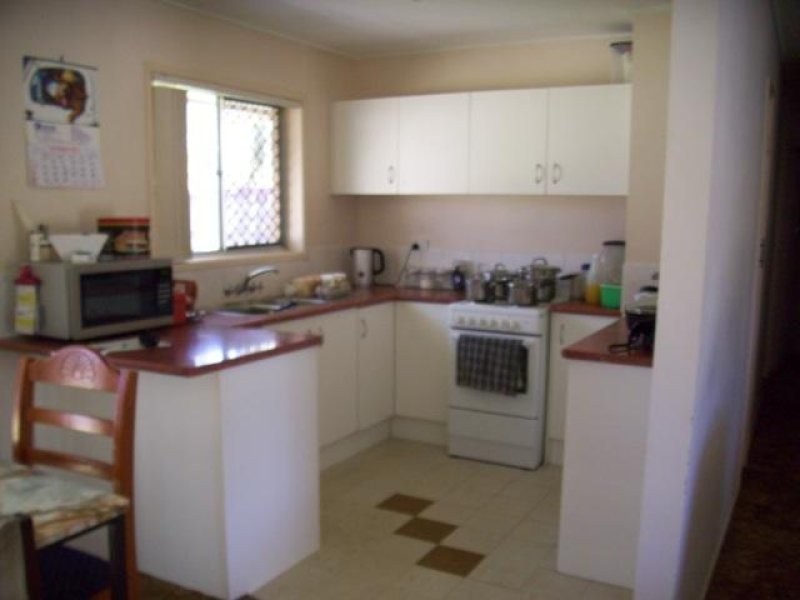 20 Woodash Street, Kingston QLD 4114