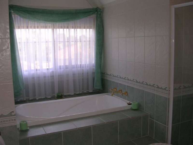 9 McDonald Street, Mount Gambier SA 5290