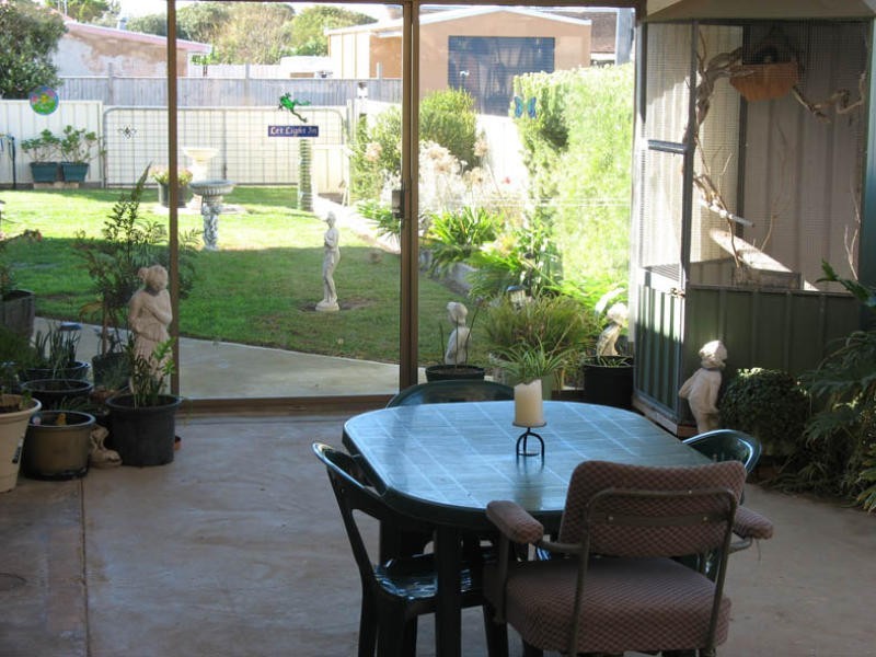 97 Meylin Street, Port Macdonnell SA 5291