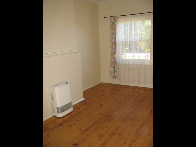 16 Ingleby Street, Mount Gambier SA 5290