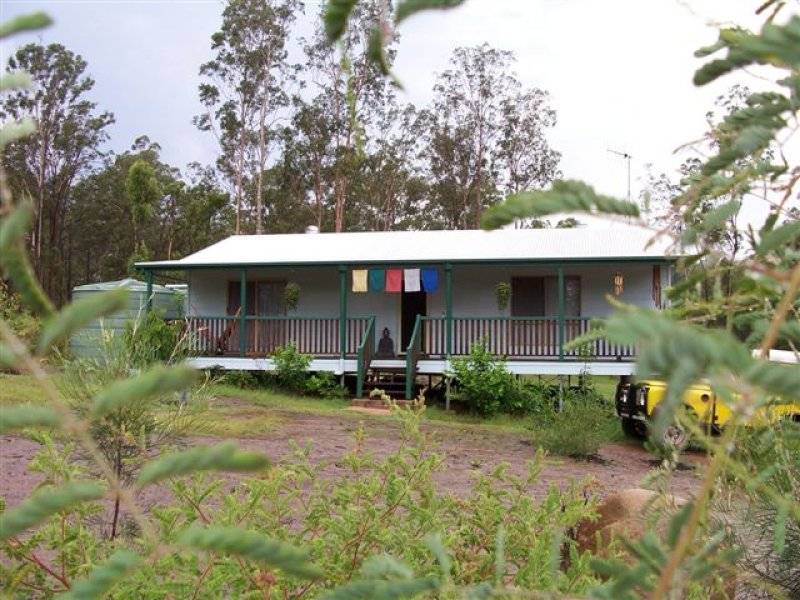 42 Daniel Road, Aldershot QLD 4650