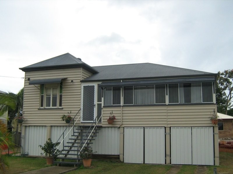 12 New Street, Maryborough QLD 4650