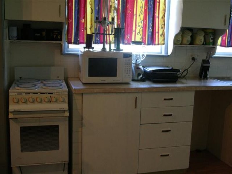 15 Lewis St, Roma QLD 4455