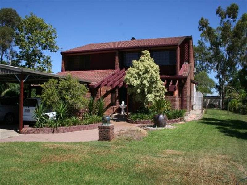 107 Currey St, Roma QLD 4455