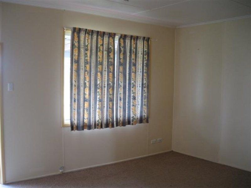 4 Russell Street, Roma QLD 4455