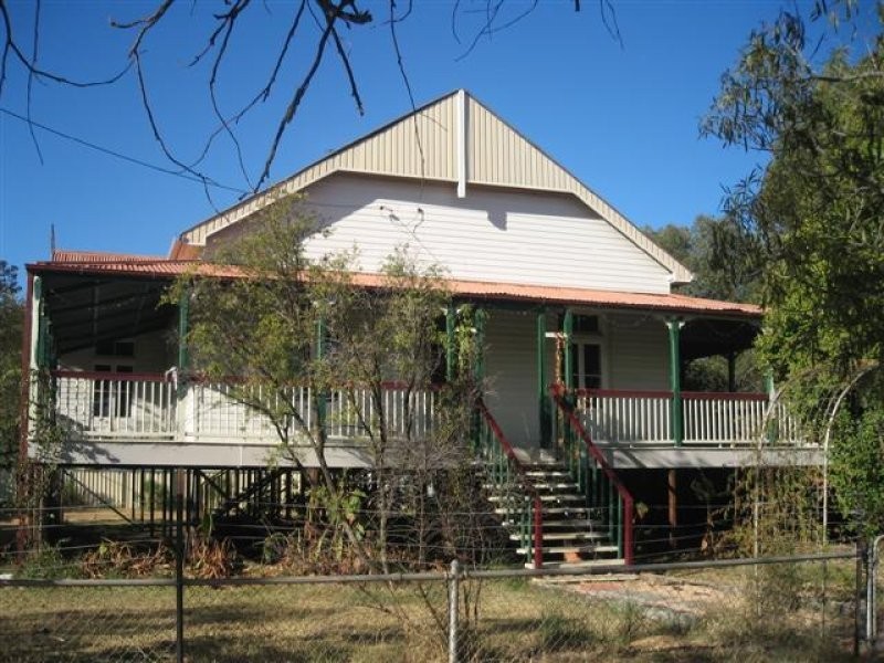 8 Prince Street, Roma QLD 4455