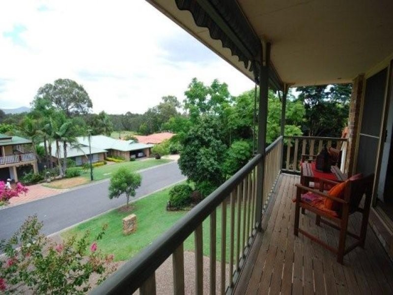 14 Edgeworth Place, Helensvale QLD 4212
