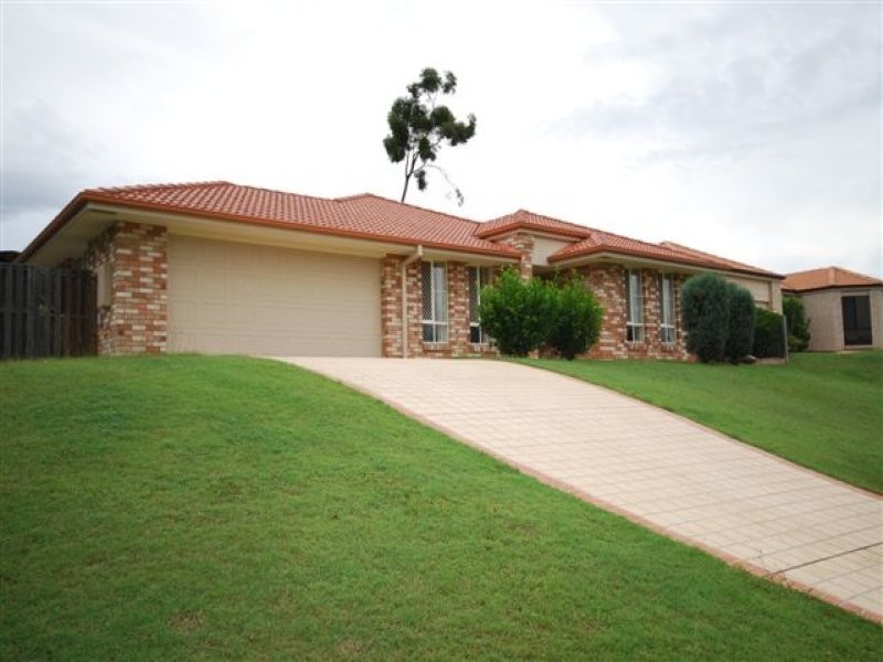 6 Maui Crescent, Oxenford QLD 4210