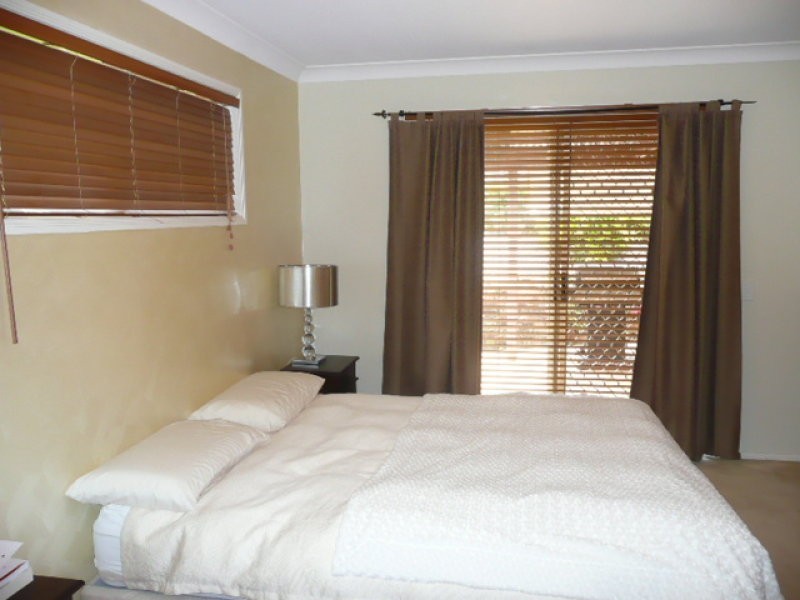 66 Galapagos Way, Pacific Pines QLD 4211