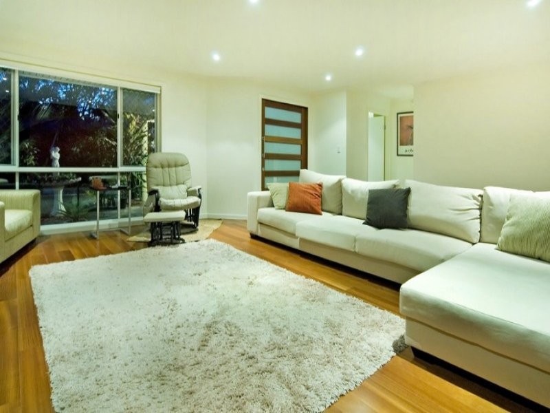 13 Warrego Way, Helensvale QLD 4212