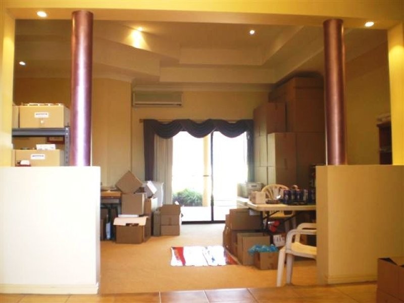 70 Ingles Circuit, Arundel QLD 4214