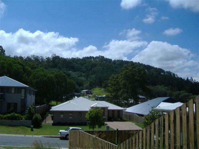 6 Gellert Close, Maudsland QLD 4210