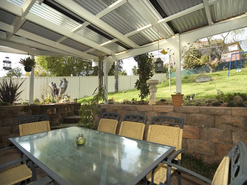 21 Rowland Avenue, Wollongong NSW 2500
