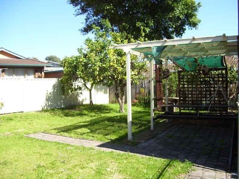 12 Thrower Avenue, Mount Warrigal NSW 2528