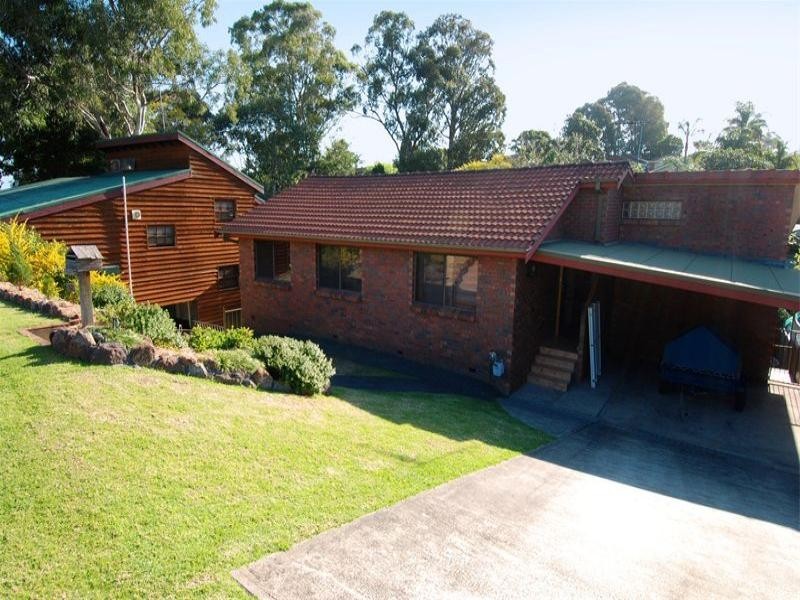 32 Loch Carron Avenue, Farmborough Heights NSW 2526
