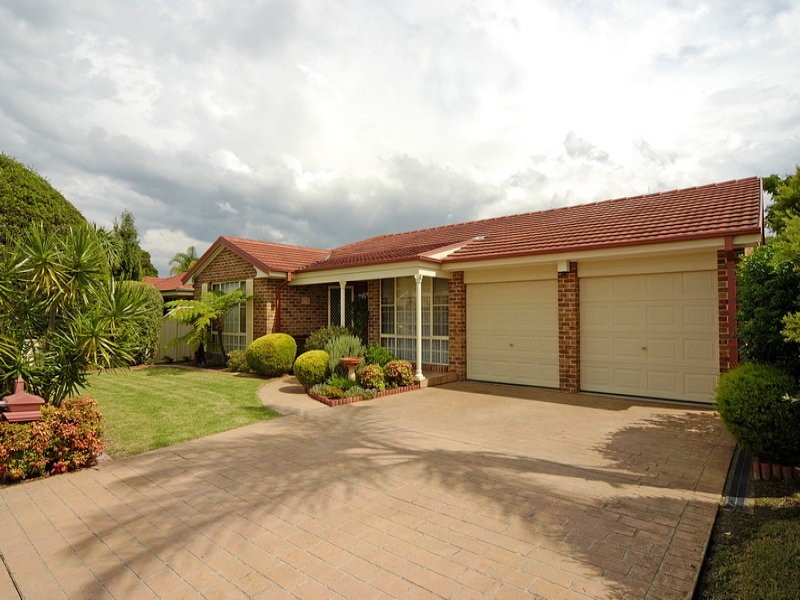 18 Amanda Place, Horsley NSW 2530