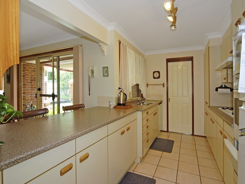 18 Amanda Place, Horsley NSW 2530