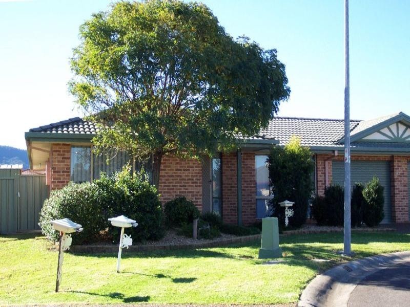 15 Yeldah Drive, Horsley NSW 2530