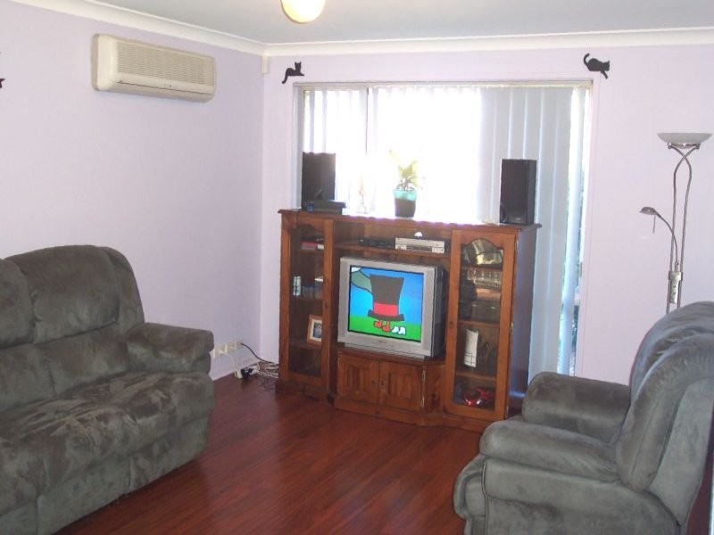 15 Yeldah Drive, Horsley NSW 2530