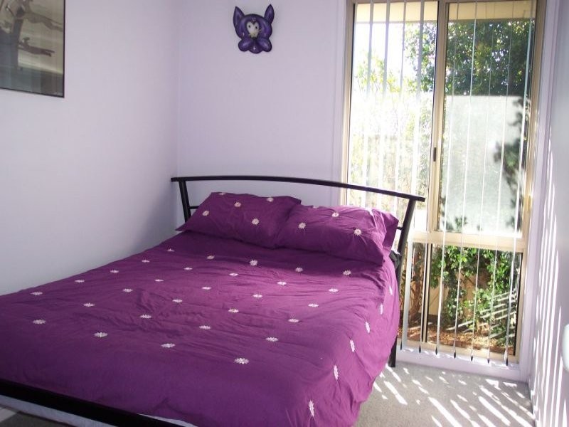 15 Yeldah Drive, Horsley NSW 2530