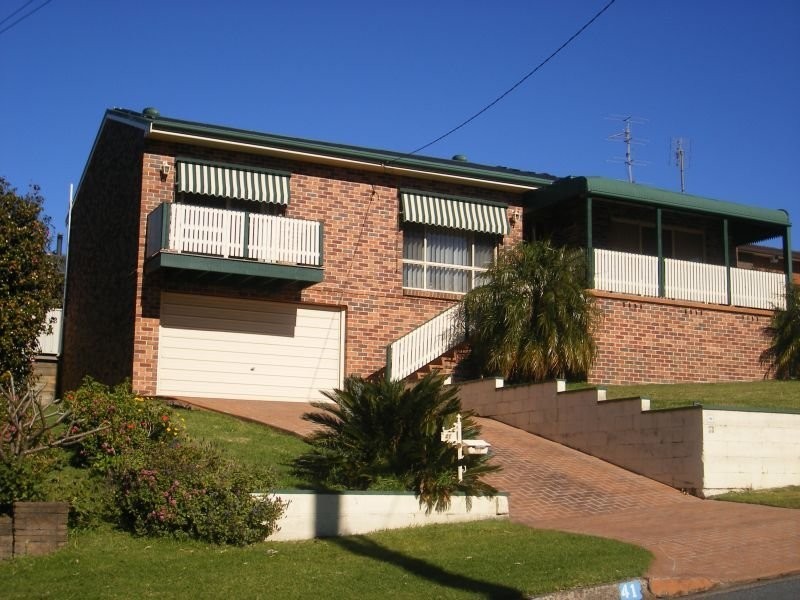 41 Brendon Avenue, Farmborough Heights NSW 2526