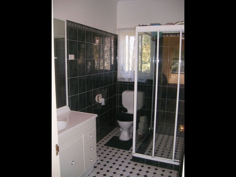 41 Brendon Avenue, Farmborough Heights NSW 2526