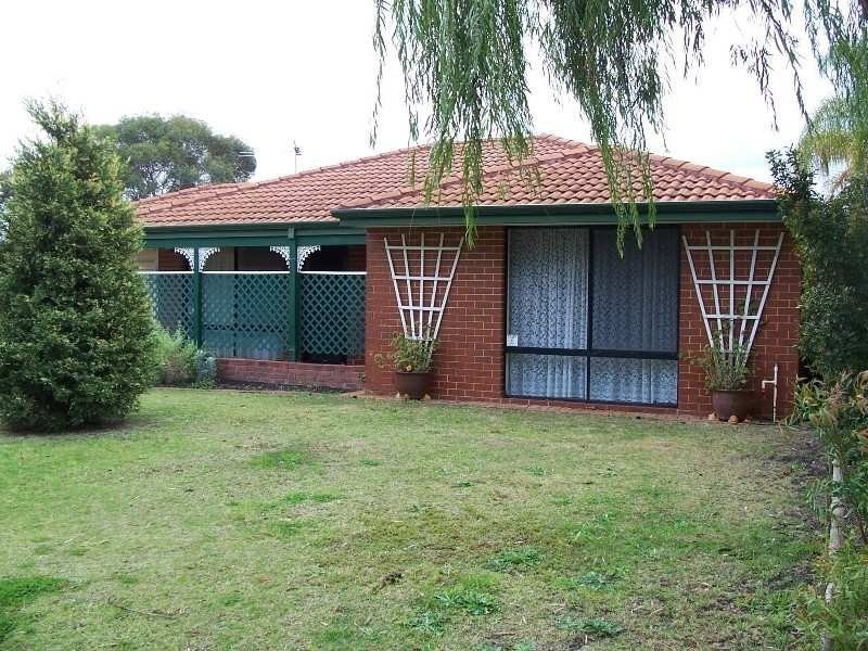 1 Oldenburg Pass, Stratton WA 6056