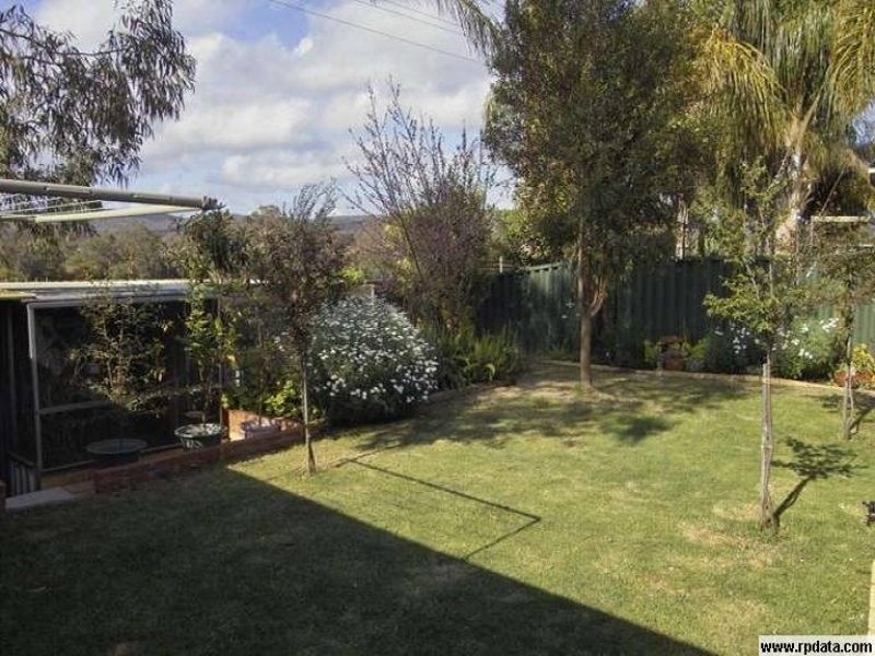 1 Oldenburg Pass, Stratton WA 6056