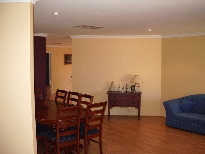 3 Verona Way, Ellenbrook WA 6069