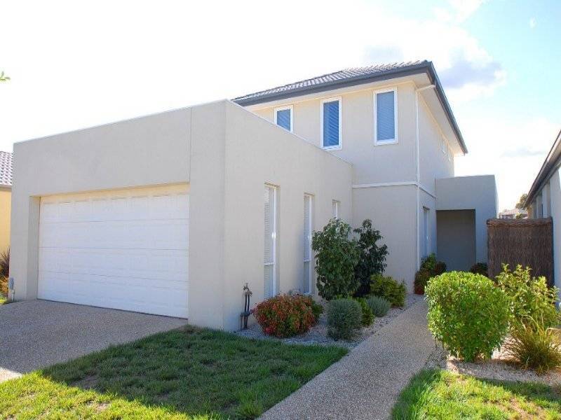26 Sovereign Manors Cres, Rowville VIC 3178