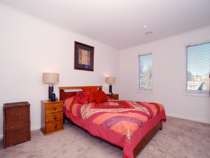 26 Sovereign Manors Cres, Rowville VIC 3178