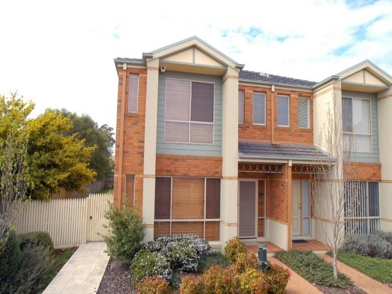31 St Laurent Rise, Knoxfield VIC 3180