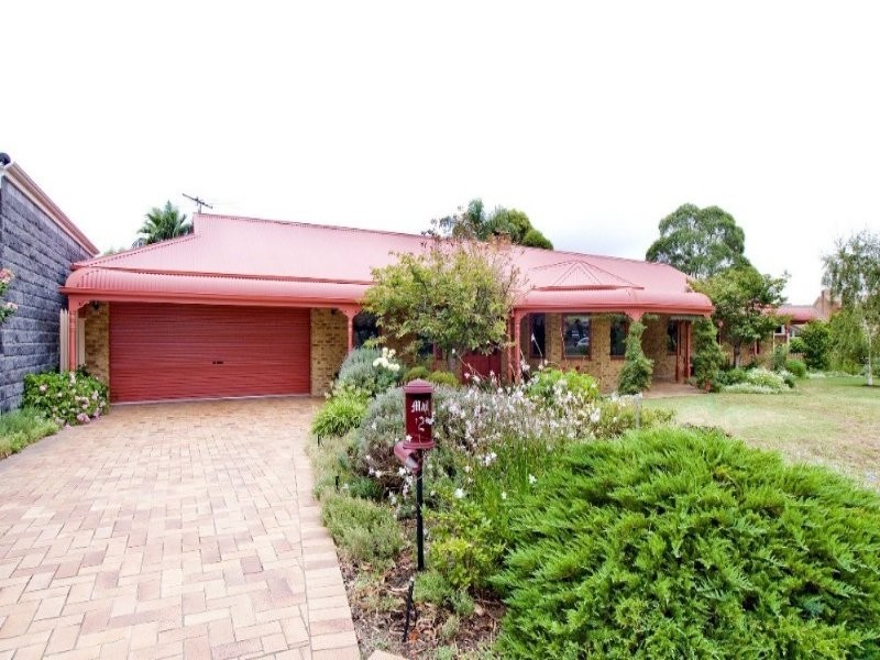 2 Ruby Close, Rowville VIC 3178