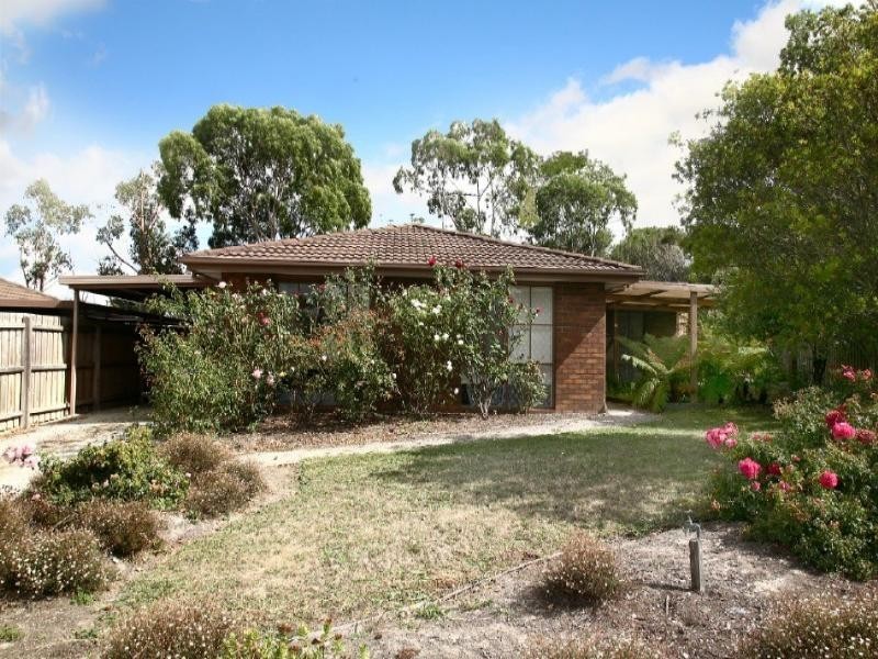 4 Tullaroop Court, Lysterfield VIC 3156