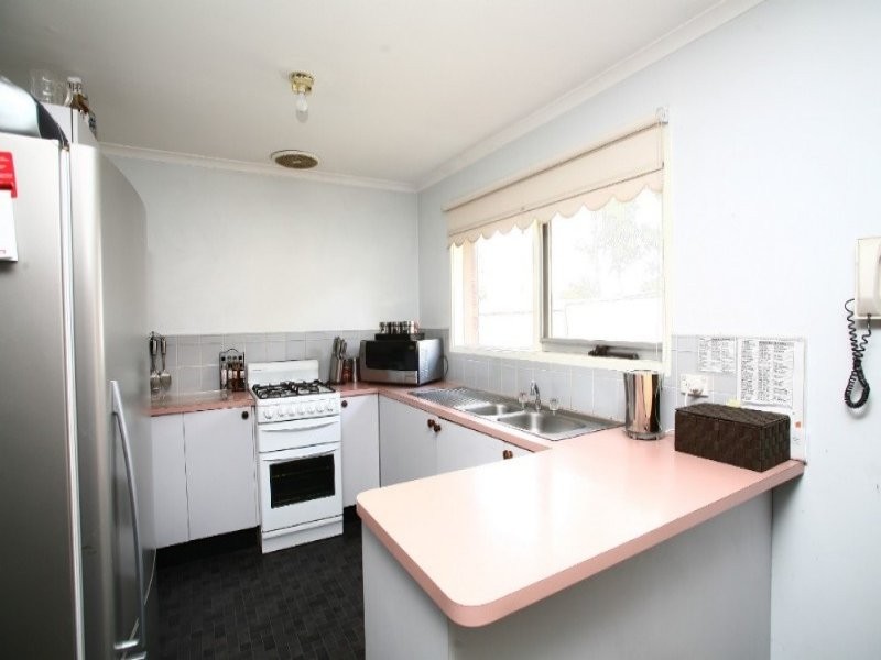 4 Tullaroop Court, Lysterfield VIC 3156