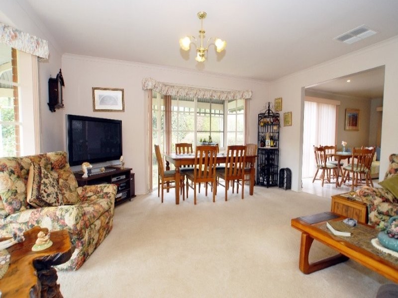 16 Jedan Court, Rowville VIC 3178