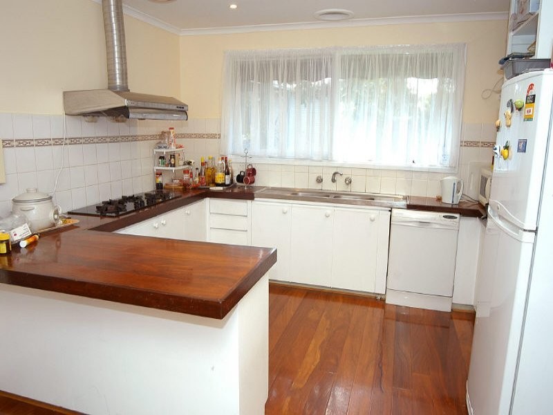 4 Avalon Road, Rowville VIC 3178