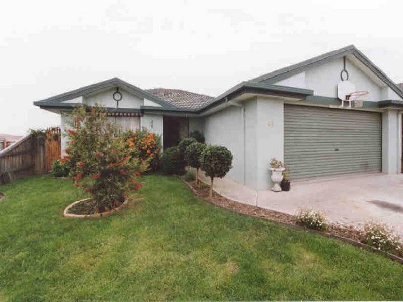 11 Rosebank Court, Rowville VIC 3178