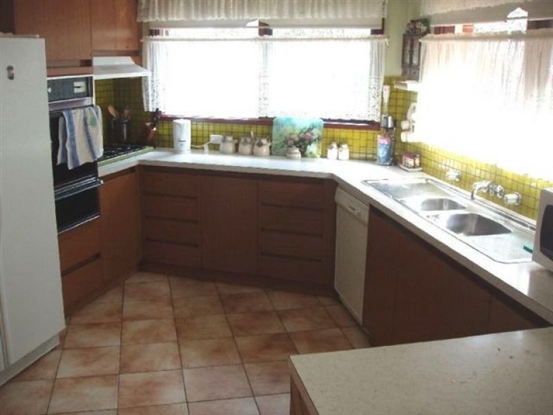 5 Ovens Court, Dandenong North VIC 3175