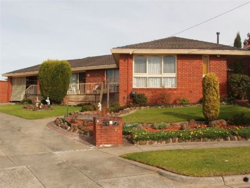 5 Ovens Court, Dandenong North VIC 3175